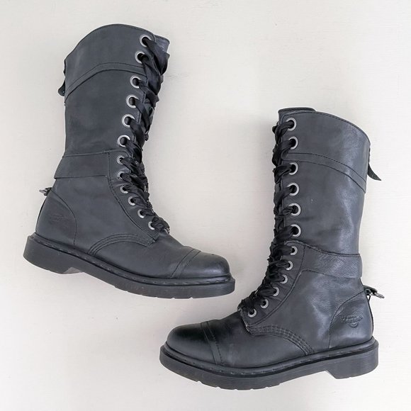 Dr. Martens Grey Leather Triumph Tall Lace Up Fold Over Boot Pink Plaid Size 9 - Picture 7 of 10